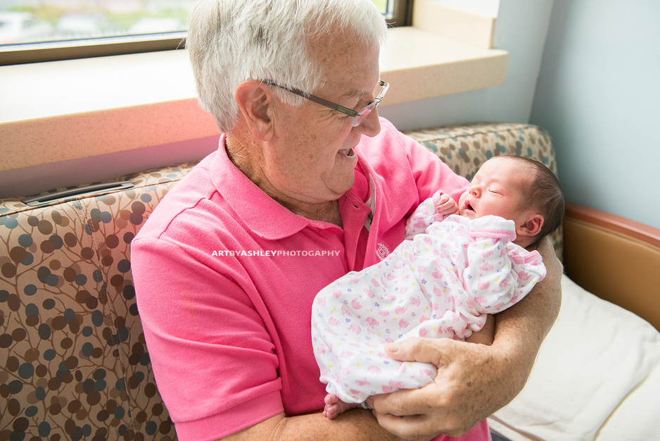 Greensboro Newborn Hospital Photos(001)