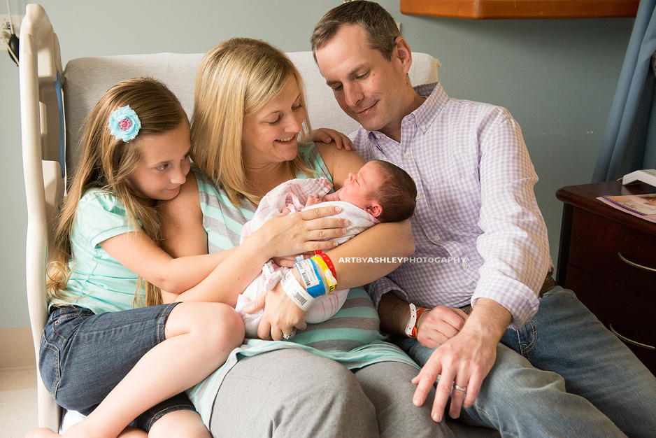 Greensboro Newborn Hospital Photos(004)