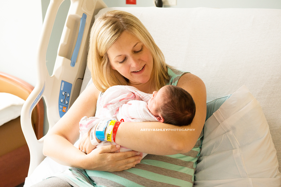 Greensboro Newborn Hospital Photos(009)