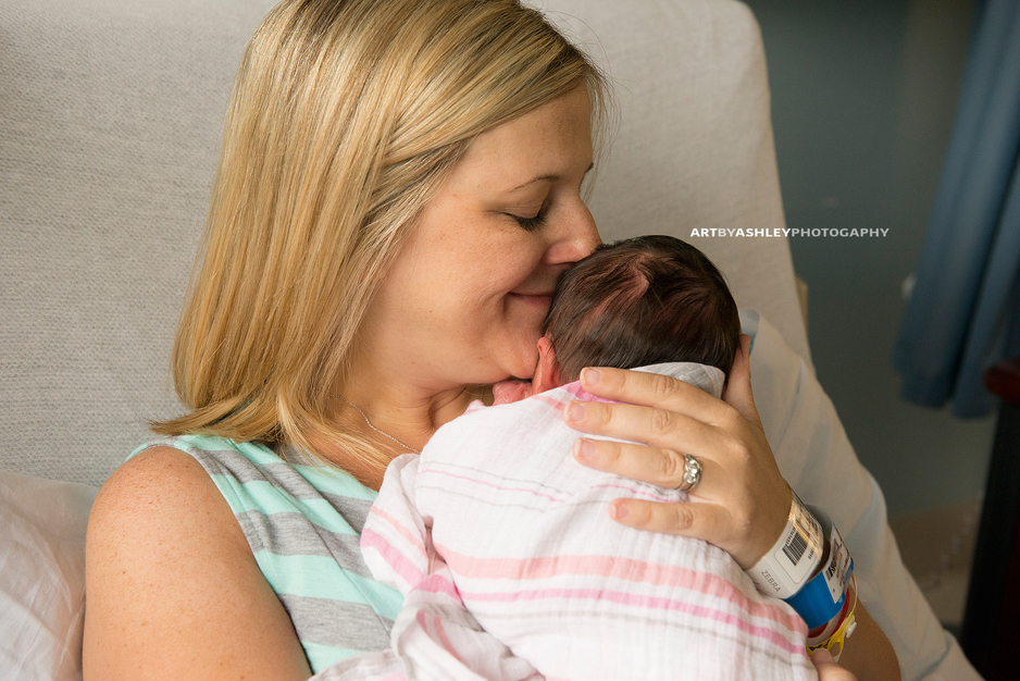 Greensboro Newborn Hospital Photos(011)