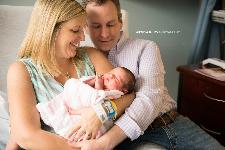 Greensboro Newborn Hospital Photos(013)