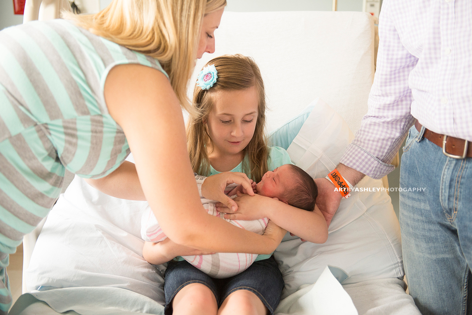 Greensboro Newborn Hospital Photos(014)