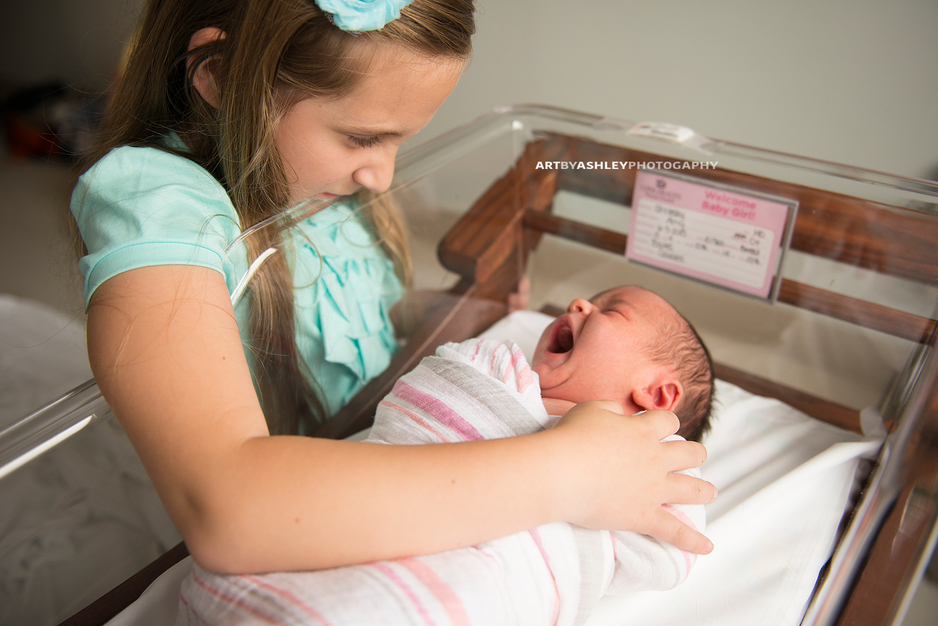 Greensboro Newborn Hospital Photos(020)