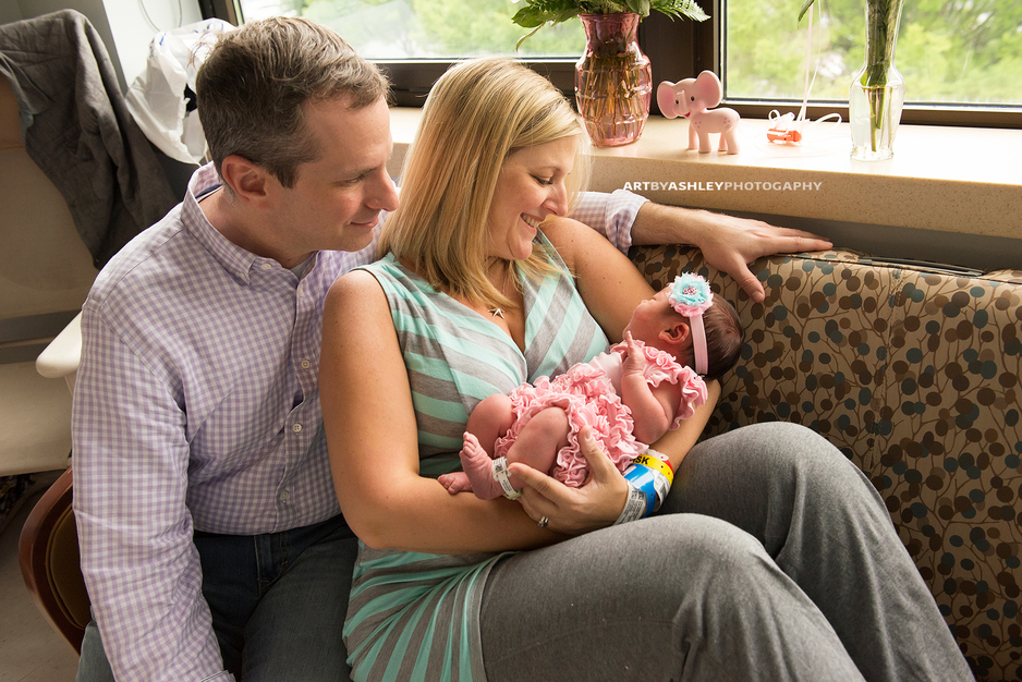 Greensboro Newborn Hospital Photos(030)
