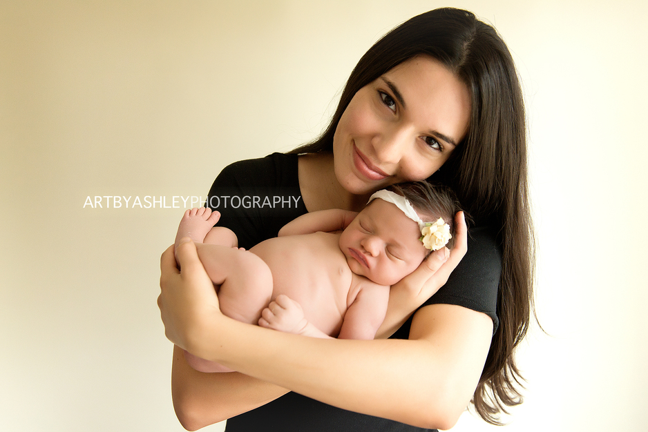 Greensboro Newborn Photographers(001)